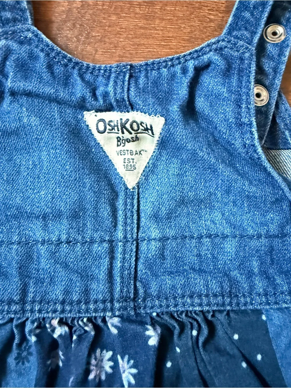 OshKosh Bgosh brand oshkosh